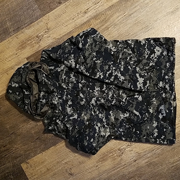 US NAVY NWU DIGITAL CAMOUFLAGE GORE-TEX PARKA JACKET SMALL - Picture 11 of 15